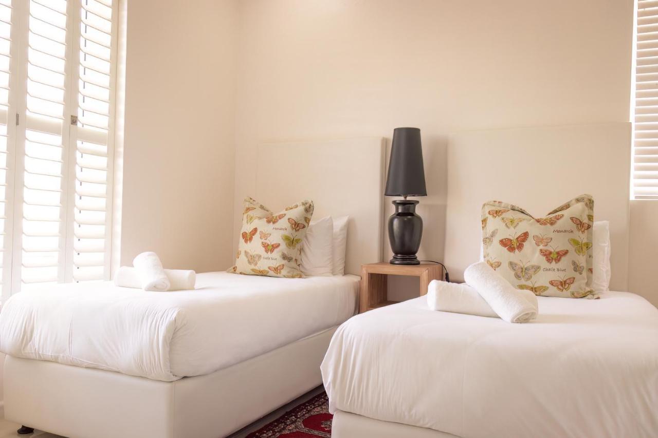 Beach Club Self Catering Apartments Mossel Bay Eksteriør billede