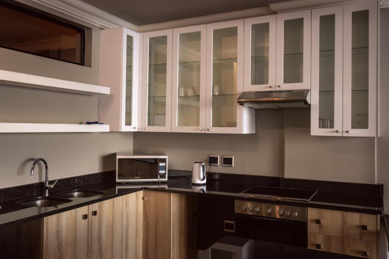 Beach Club Self Catering Apartments Mossel Bay Eksteriør billede